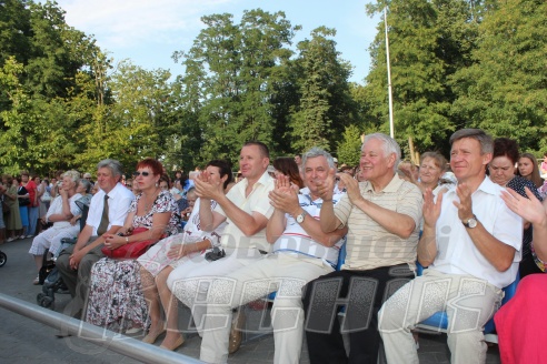 Кобрину 728 лет