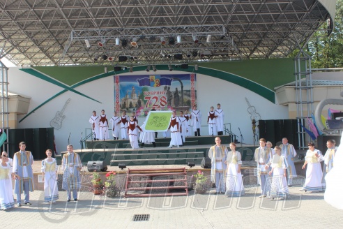 Кобрину 728 лет