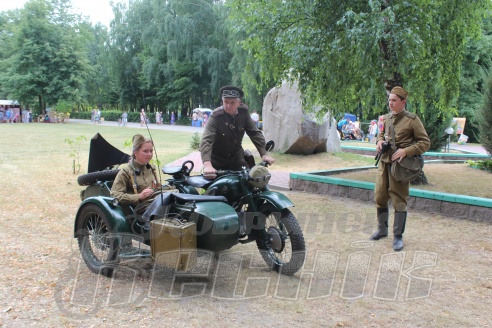 Кобрину 728 лет