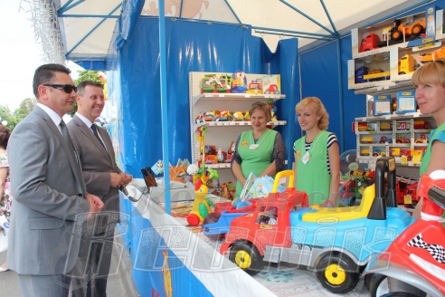 Кобрину 728 лет