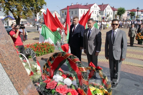 Кобрину 728 лет