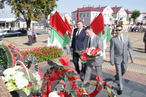 Кобрину 728 лет