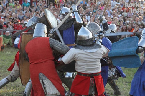 Как в Мстиславль вернулись времена доблестных рыцарей и прекрасных дам