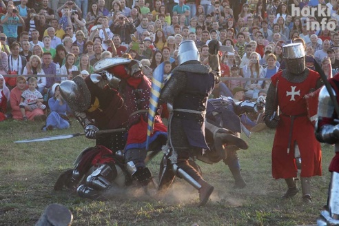 Как в Мстиславль вернулись времена доблестных рыцарей и прекрасных дам