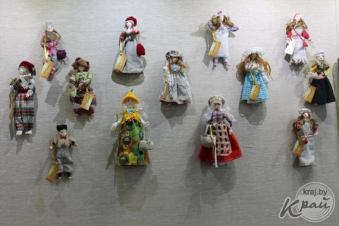 Мастерица из России Алла Егорова на открытии персональной выставки в Вилейке: В душе я остаюсь большим ребенком (ФОТО)