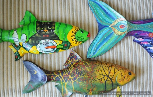 Гомельчанин создаёт оригинальных рыб из дерева