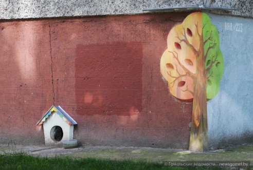 Гомельчанин создаёт оригинальных рыб из дерева