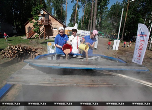 VI Международный музыкально-спортивный праздник "Большая бард-рыбалка" прошел в Быховском районе