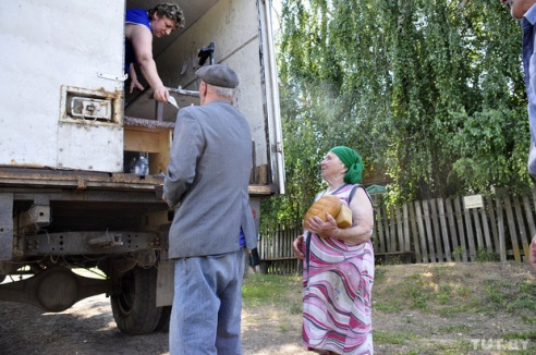 «Наш магазін закрылі, а ён красівы, як лялька»: репортаж TUT.BY из деревни Водовичи, где нет продавца — Гомель сегодня