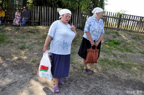 «Наш магазін закрылі, а ён красівы, як лялька»: репортаж TUT.BY из деревни Водовичи, где нет продавца — Гомель сегодня