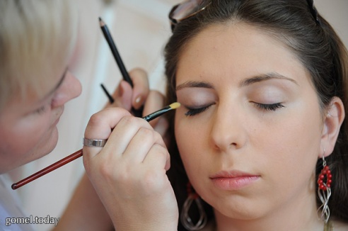 Женщинам в Гомеле напомнили, что их день — не только 8-е марта