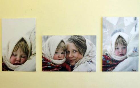 В Витебске работает фотовыставка «100 Мадонн» Сергея Воронина