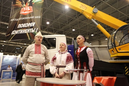 За 6.000 километров