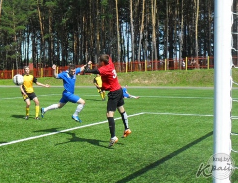 Чистинская «Забудова-Строй» дома выиграла 2:1 у молодечненской ДЮСШ-4 в чемпионате Минской области по футболу (ФОТО)