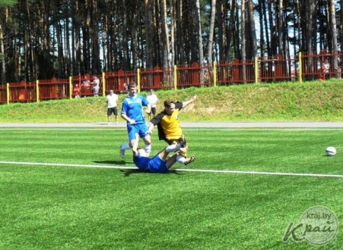 Чистинская «Забудова-Строй» дома выиграла 2:1 у молодечненской ДЮСШ-4 в чемпионате Минской области по футболу (ФОТО)