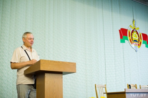 В Гомеле троих распространителей спайсов заключили под стражу на глазах у сверстников