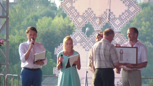 Праздновали строители