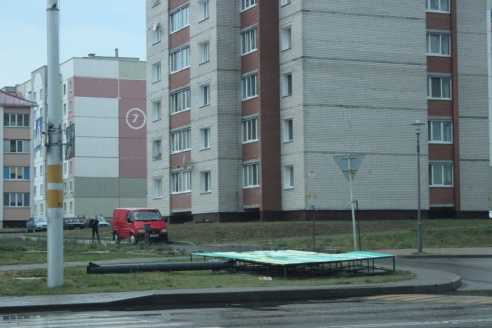 Горисполком позаботился о том, чтобы билборды больше не падали
