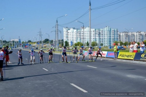 В Гомеле прошли гонки на лыжероллерах среди любителей (фото)