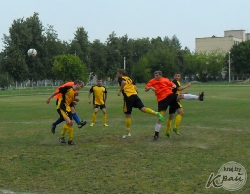 Футбольное дерби «Вилия» (Вилейка) – ДЮСШ-4 (Молодечно) – 0:3 (ФОТО)