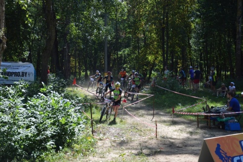 В Гомеле устроили трёхчасовой веломарафон, несмотря на жару