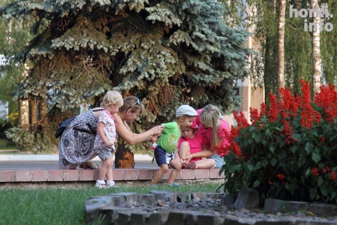 Один знойный день в Горках. 30 фото, от которых станет еще жарче