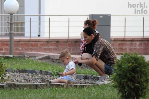 Один знойный день в Горках. 30 фото, от которых станет еще жарче