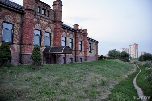 Старый фольварк, дворец с купюры и ржавые суда времен перестройки. Пять причин посетить Гомель