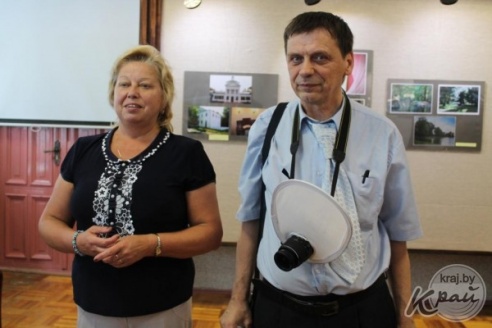 В Вилейке работает выставка фотографий, на которых можно увидеть восстановленную эпоху Огинского (ФОТО)