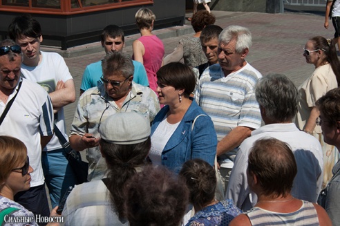 Татьяна Короткевич лично посетила пикеты по сбору подписей в Гомеле
