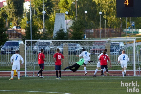 Горки разбили Шклов, Круглое – на очереди
