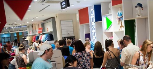 День скидок в торговом центре «Секрет» в Гомеле:  каждый раз посетителей все больше