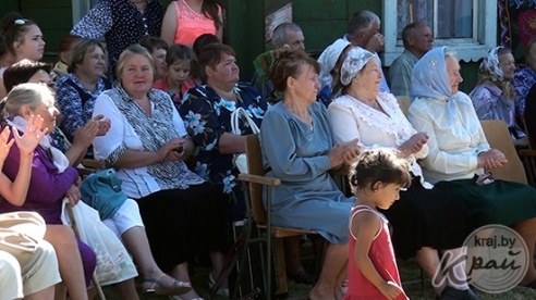 Комедией «Збянтэжаны Саўка» и белорусской полькой деревня Квачи Глубокского района отметила свой праздник (ФОТО, ВИДЕО)
