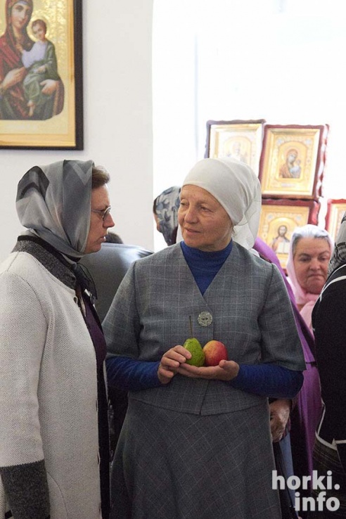 Яблоки можно есть – православные в Горках отпраздновали Спас. Фоторепортаж