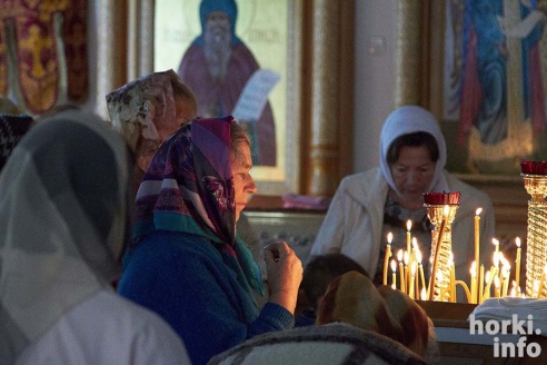 Яблоки можно есть – православные в Горках отпраздновали Спас. Фоторепортаж