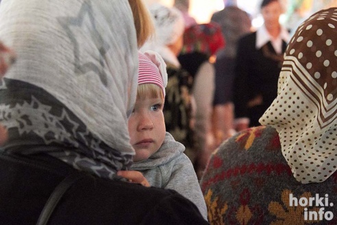 Яблоки можно есть – православные в Горках отпраздновали Спас. Фоторепортаж