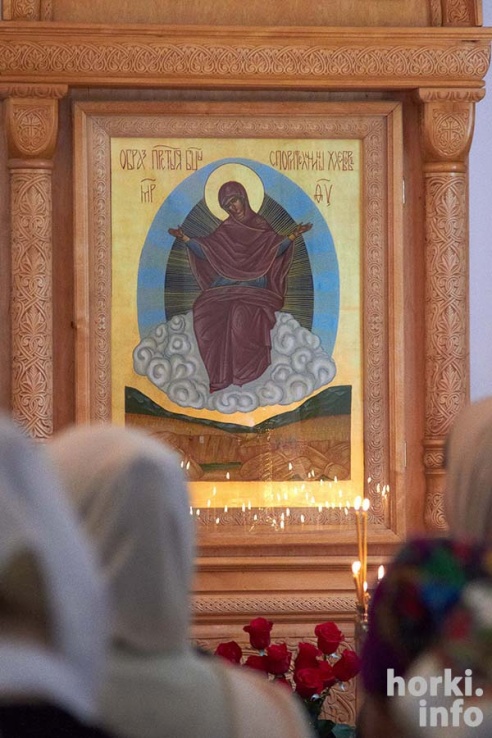 Яблоки можно есть – православные в Горках отпраздновали Спас. Фоторепортаж