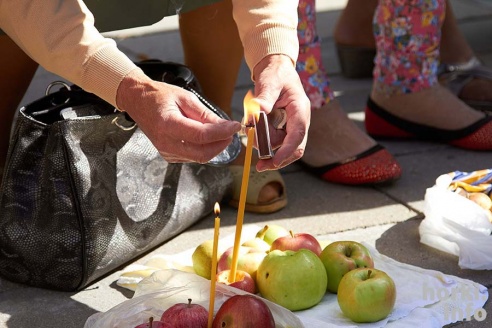 Яблоки можно есть – православные в Горках отпраздновали Спас. Фоторепортаж