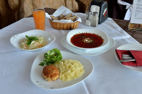 Едим в Советском: где в районе вкусно и недорого пообедать?