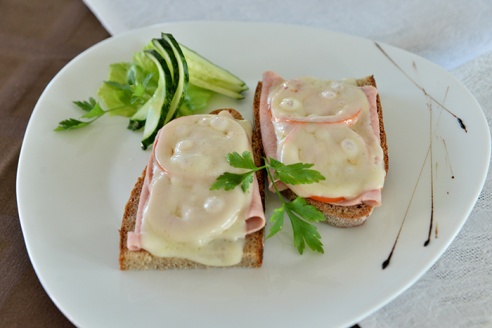 Едим в Советском: где в районе вкусно и недорого пообедать?