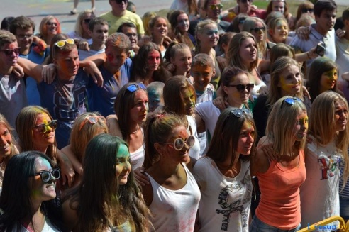 Фестиваль красок HOLI. Фоторепортаж из гущи событий