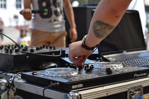 Фестиваль красок HOLI. Фоторепортаж из гущи событий