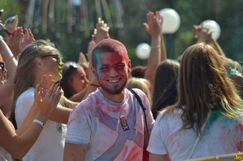 Фестиваль красок HOLI. Фоторепортаж из гущи событий