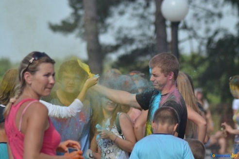 Фестиваль красок HOLI. Фоторепортаж из гущи событий