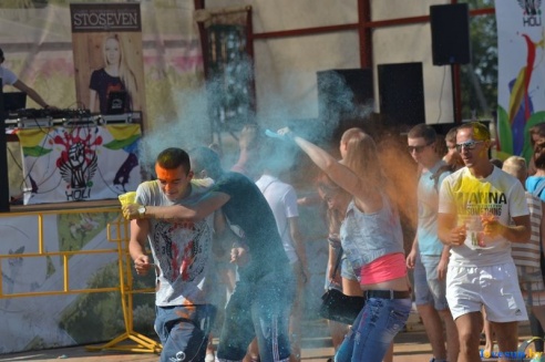 Фестиваль красок HOLI. Фоторепортаж из гущи событий