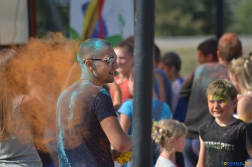 Фестиваль красок HOLI. Фоторепортаж из гущи событий