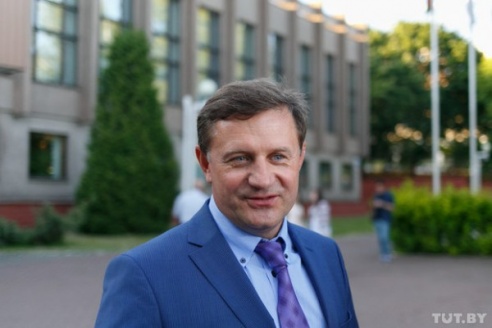 Министр образования Беларуси: Домашние задания в школах останутся, а содержание учебников изменится