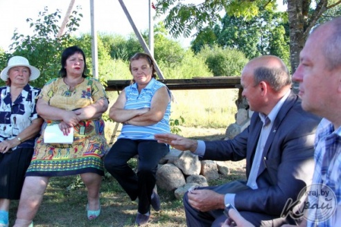 В Будище Вилейского района минчане строиться не будут, или Как жители деревни отстояли свою малую родину (ФОТО)