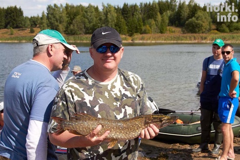 20 лучших моментов соревнований по лову хищной рыбы под Горками. День второй