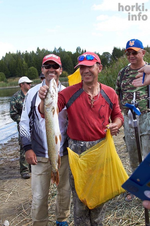 20 лучших моментов соревнований по лову хищной рыбы под Горками. День второй